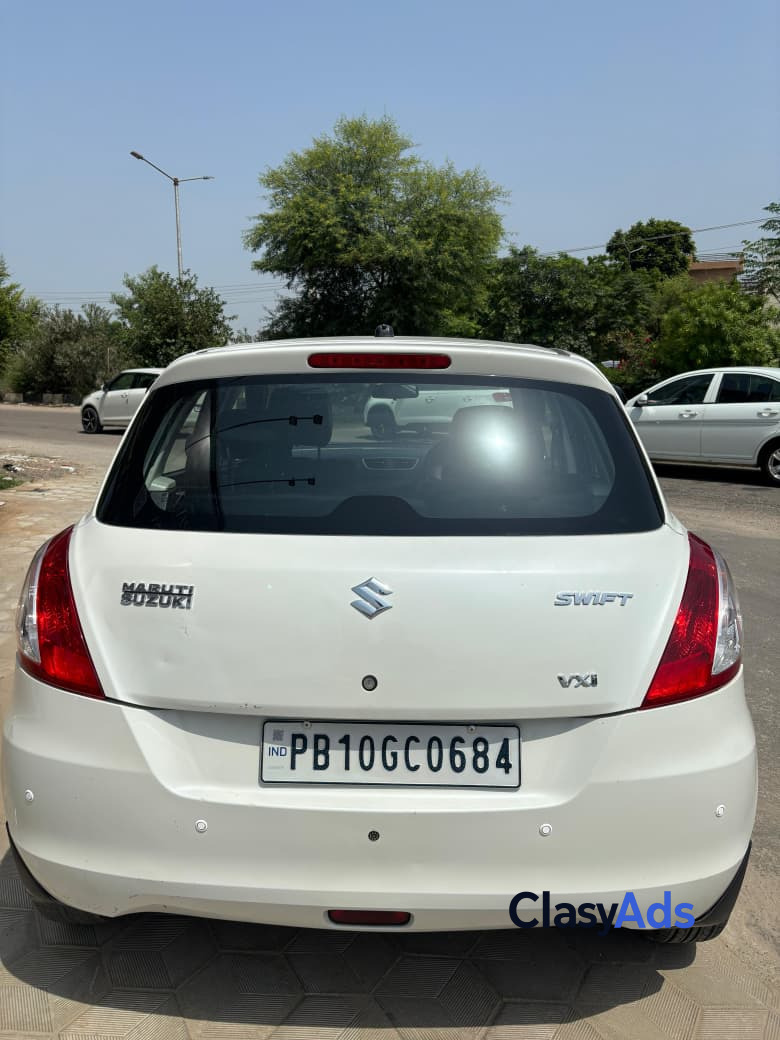 Maruti Swift 1.2 Vxi Petrol Dec 2016